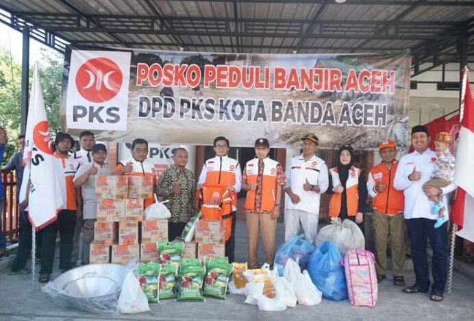 PKS Kota Banda Aceh Salurkan Bantuan untuk Warga