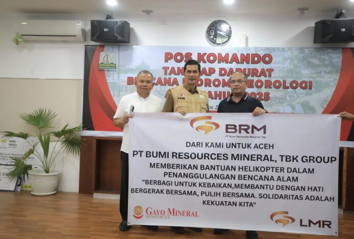PT Bumi Resources Mineral Tbk Serahkan Bantuan Helikopter