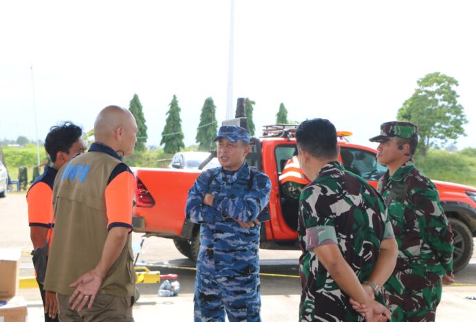 Kaskodau I Tinjau Bandara Rembele Dan Posko Terpadu BNPB di Lanud SIM