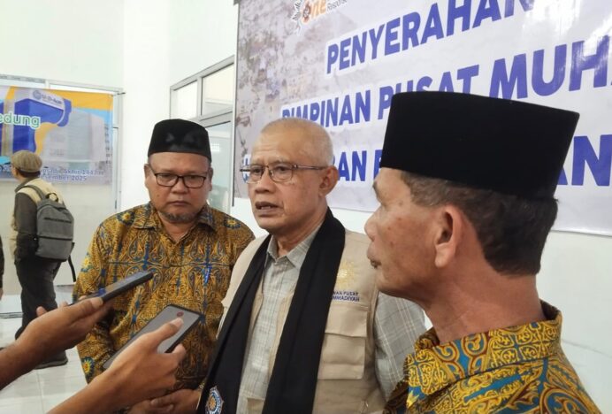 Ketua PP Muhammadiyah Serahkan Bantuan Rp1 Miliar untuk Korban Banjir dan Longsor di Aceh
