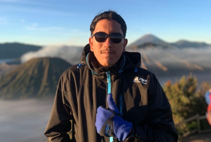 Atjeh Bak Mata Donja: Kritik Hasan Tiro terhadap Sentralisme Jawa