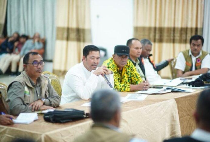 Bupati Aceh Tengah Pimpin Rapat Progres Data Kebencanaan
