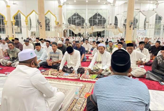 Masyarakat Lampuuk Aceh Besar Gelar Zikir dan Doa Bersama