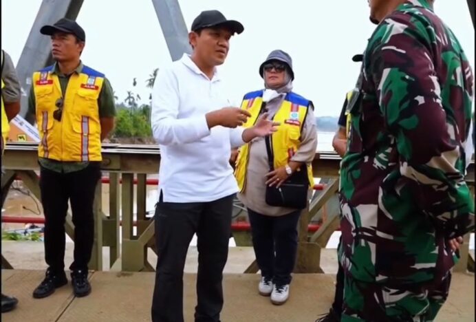 Wagub Aceh Tinjau Jembatan Bailey Kuta Blang, Progres Capai 98 Persen