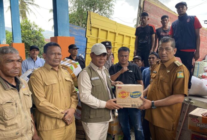Bupati Aceh Besar Puji Kepedulian Warga Seulimum