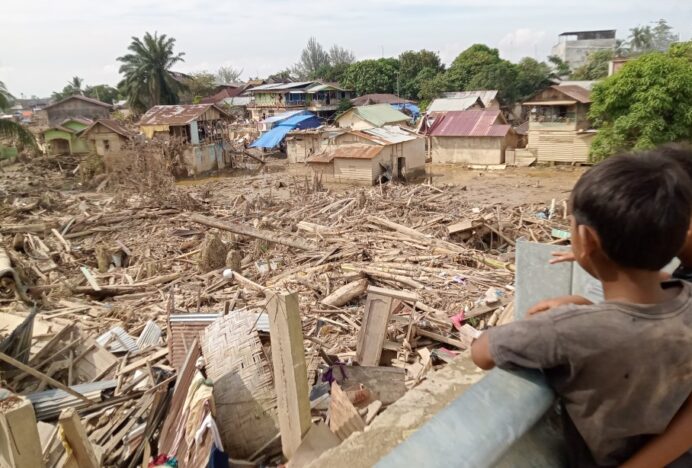 Sebulan Lebih Pasca Banjir Aceh Tamiang : Suara Minta Tolong hingga Entah Kapan Bersih dari Lumpur