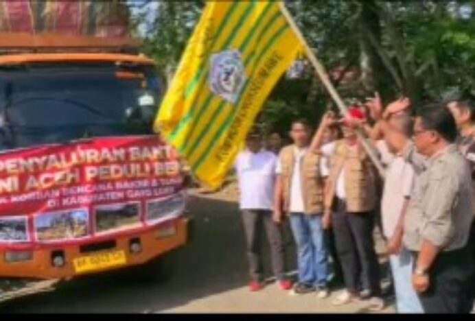 KONI Aceh Salurkan 150 Ton Bantuan untuk Korban Banjir dan Longsor