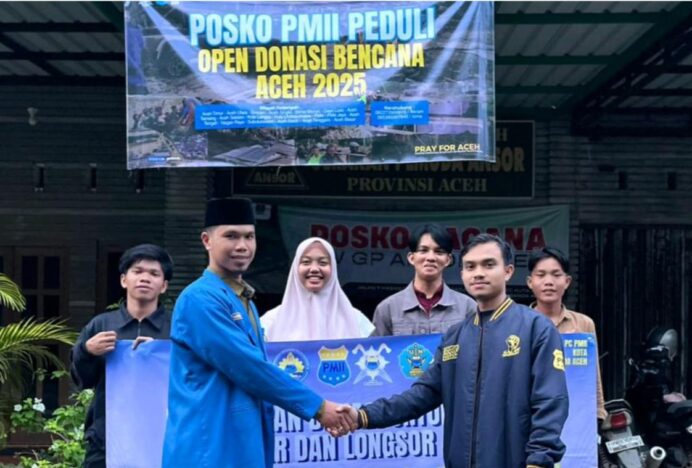 PC PMII Kota Banda Aceh Serahkan Donasi untuk Korban Banjir dan Longsor Aceh