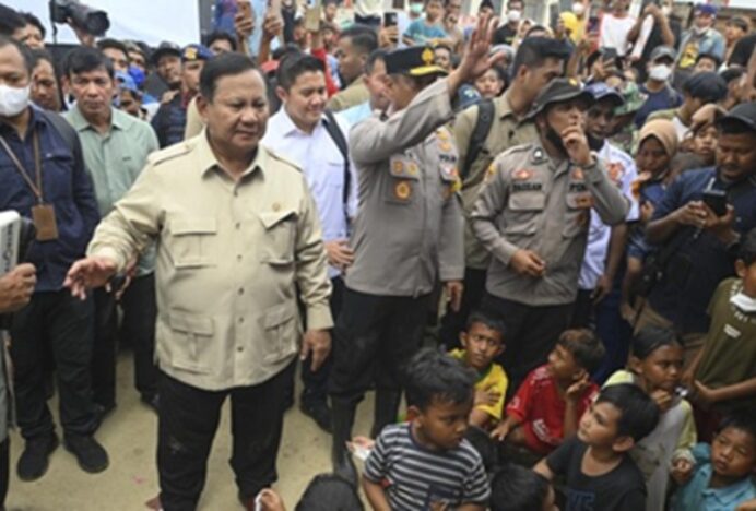 Cegah Terulangnya Bencana Banjir dan Longsor, Prabowo Janji Sikat Pembalakan Liar