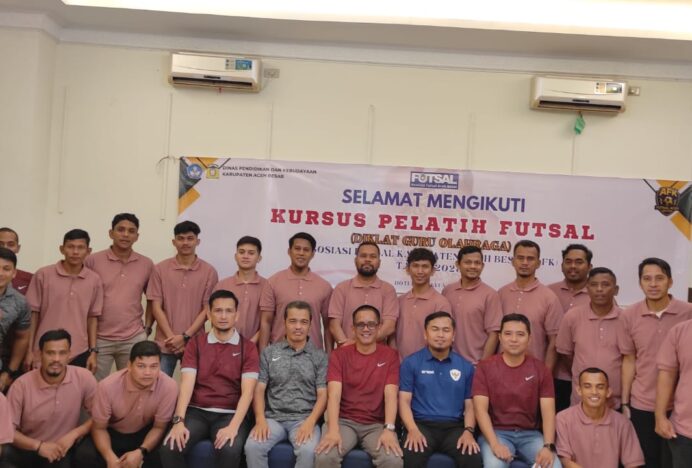 Disdikbud Aceh Besar Gelar Kursus Pelatih Futsal untuk Guru Olahraga
