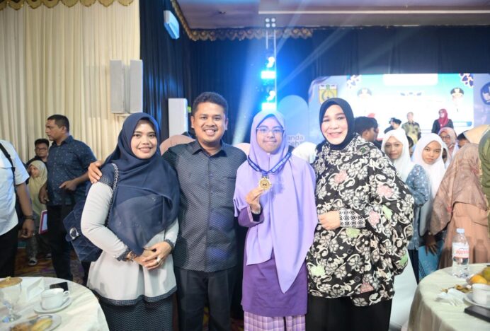 Malika Daniel Kembali Raih Juara 1 Tahfid Putri Se-Banda Aceh