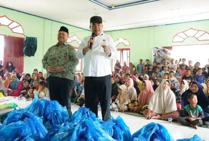 Pemkab Agara Salurkan Bantuan bagi Warga Terdampak Banjir Bandang di Putri Betung