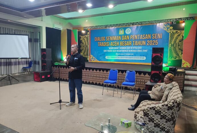 Dialog Seniman dan Pentas Seni Tradisi Aceh Besar 2025 Resmi Ditutup Ketua DKA Aceh Besar