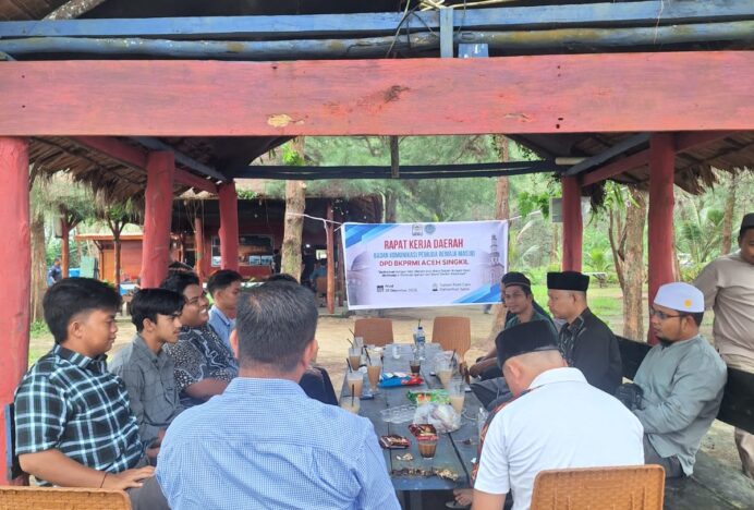Susun Program Kerja Tahun 2026, Pengurus BKPRMI Aceh Singkil Gelar Rapat Di Sunset Point