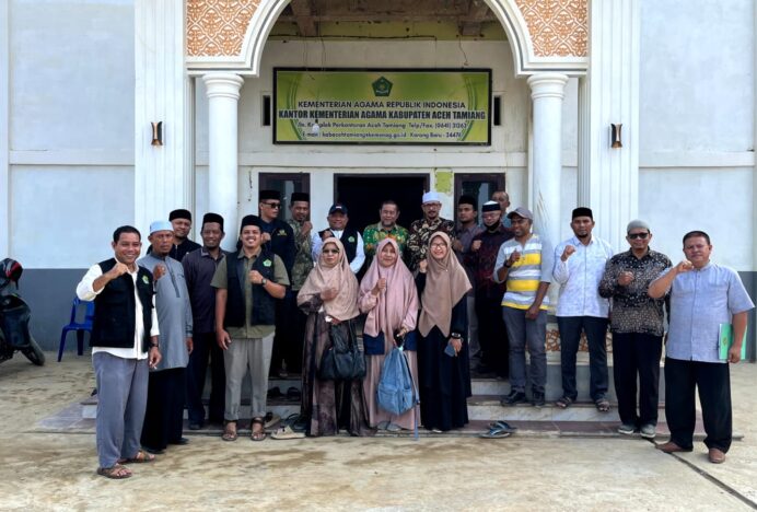 Kakankemenag Aceh Tamiang Terima Kunjungan Tim Trauma Healing IPARI Banda Aceh