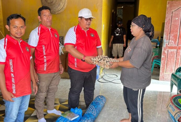 Pengurus Taekwondo Aceh Besar Salurkan Donasi Kemanusiaan untuk Korban Banjir