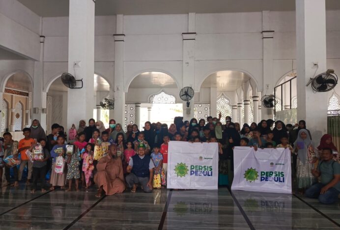 Peristri Salurkan Bantuan Banjir di Desa Meunasah Lhok