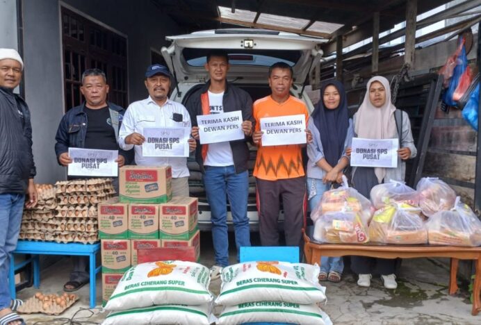 SPS Aceh Salurkan Bantuan Dewan Pers untuk Wartawan Aceh Tengah dan Bener Meriah