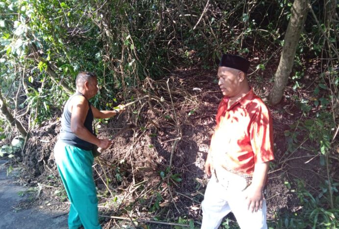 Keuchik Leu Ue : Ruas Jalan Glee Taron Leu Ue Longsor, Perlu Segera Pembersihan