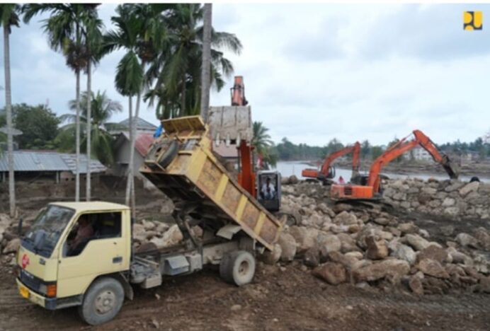 Kementerian PU Pulihkan Alur Sungai Krueng Meureudu