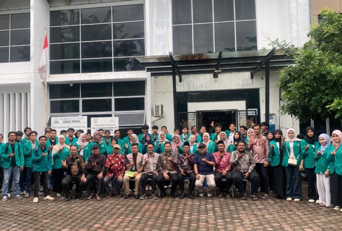 Camat Lueng Bata Sambut 54 Mahasiswa KKN Reguler USK