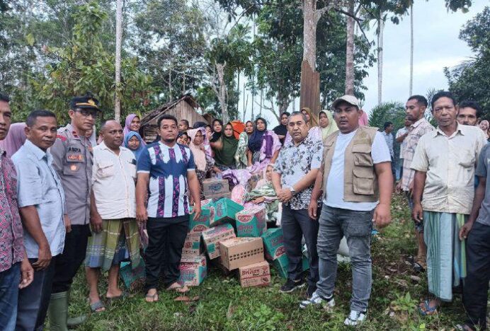Respon Cepat, Bupati Al- Farlaky Kirim Logistik untuk Korban Banjir Susulan di Aceh Timur