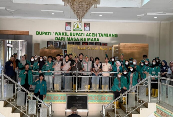 Pemkab Aceh Tamiang Terima Mahasiswa KKN Tematik Kebencanaan USK Siklon Tropis Senyar USK