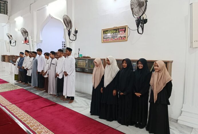 BKM Baitul Maghfirah Peringati Israk Mi’raj dan Lantik Pengurus Remaja Masjid