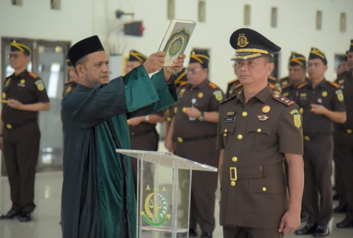 Kajati Aceh Lantik Kardono sebagai Kepala Kejari Aceh Barat Daya