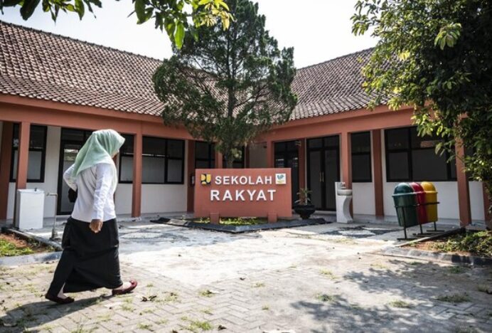 Pemerintah Dorong Peran Aktif Kepala Daerah Perkuat Sekolah Rakyat