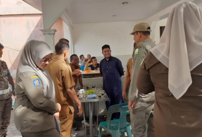 Satpol PP dan WH Aceh Jaring Lima ASN Nongkrong di Warkop Saat Jam Kerja