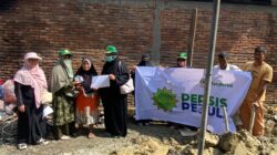 Persistri Aceh dan IPARI Aceh Besar Salurkan Bantuan Ramadhan Korban Banjir Aceh Tamiang