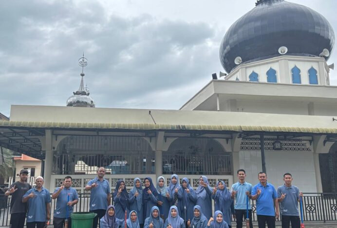 MIN 33 Aceh Besar Gelar GEBER Bersih-Bersih Masjid Sambut Ramadan 1447 H