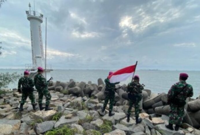 TNI AL Kerahkan Pasukan Marinir Patroli Jaga
