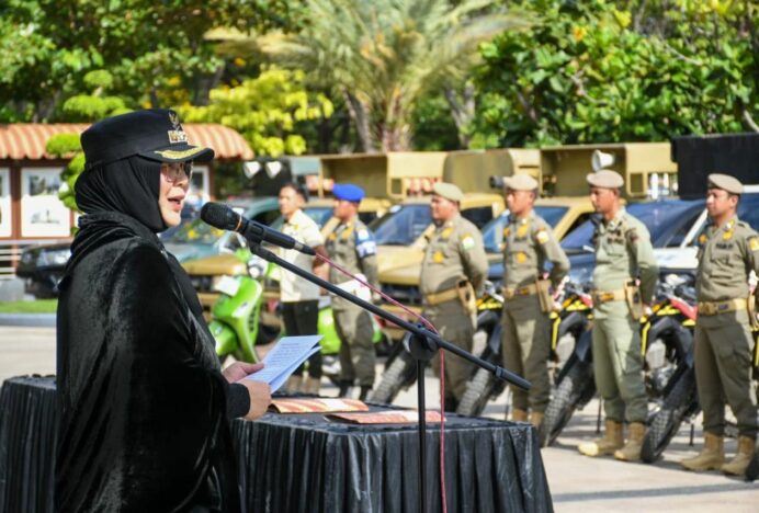 Wali Kota Banda Aceh Lepas 50 Petugas Satpol PP dan WH ke Kecamatan