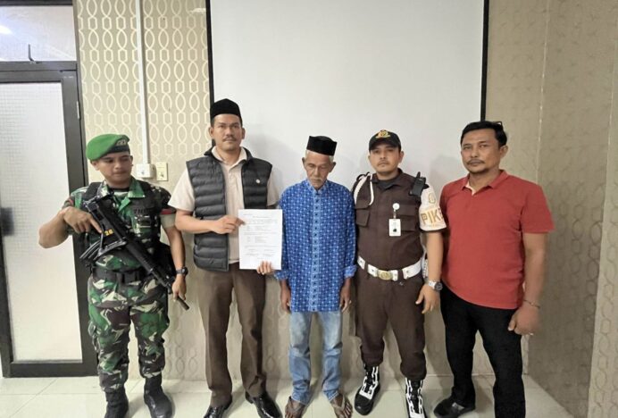 Tim Tabur Kejati Aceh Tangkap Buronan Kasus Pemerkosaan Anak di Aceh Jaya