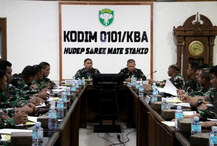 Pimpin Sidang Pankar UKP, Dandim 0101/KBA Tekankan Objektivitas dalam Pembinaan Karier Prajurit