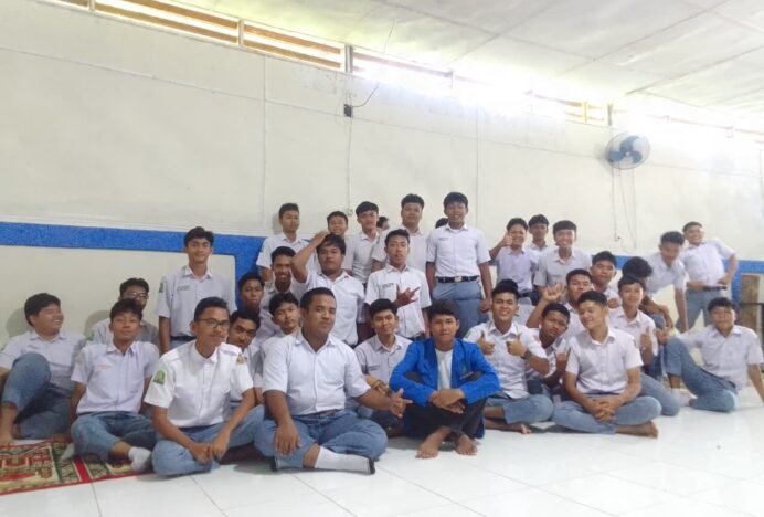 Mahasiswa Kesos UIN Ar-Raniry Sosialisasi Prodi di MAN Inovasi Abdya