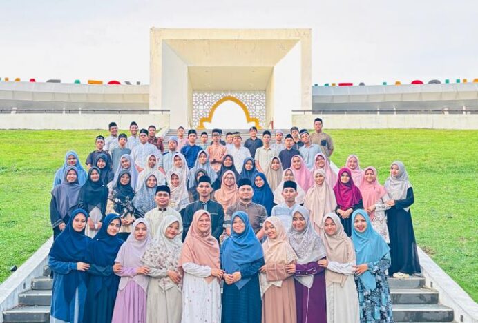 Pesantren Kilat di Balee Usmaniyah Tgk Chik Dilampaloh