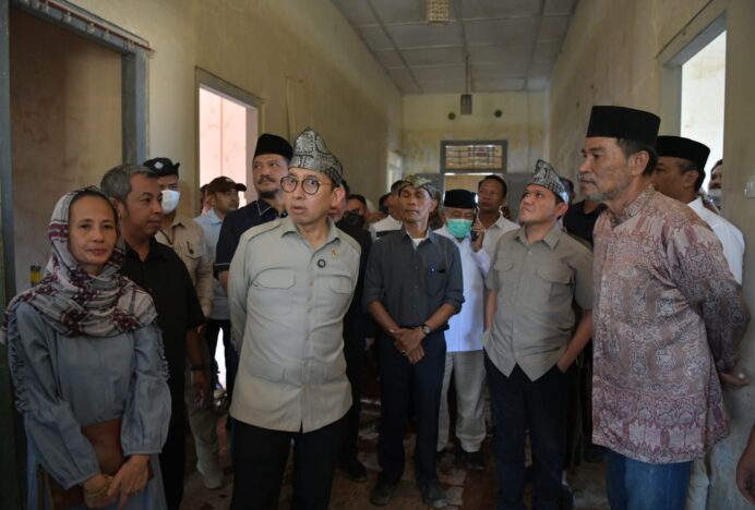 Menteri Kebudayaan Bersama Wagub Aceh Kunjungi Seniman, Anak Yatim dan Warga Huntara di Aceh Tamiang