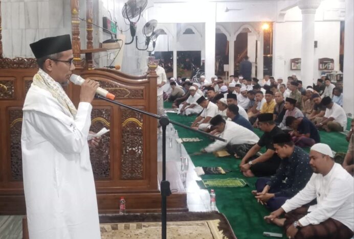 Didukung Bank Aceh Syariah, STAI Nusantara Safari Ramadhan di Masjid Alfalah Sigli