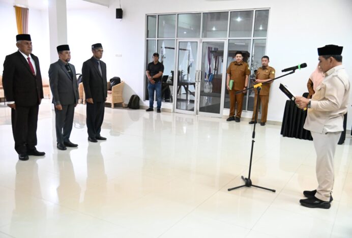 Kukuh Tiga Pejabat, Syech Muharram Tekankan Tanggung Jawab dan Kekompakan Aparatur