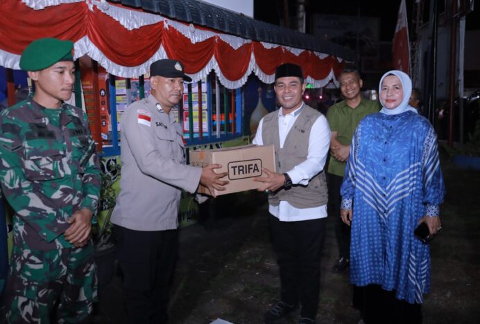 Tinjau Pospam Lambaro, Bupati Aceh Besar Tekankan Sinergi dan Kesehatan Petugas di Tengah Arus Mudik Lebaran