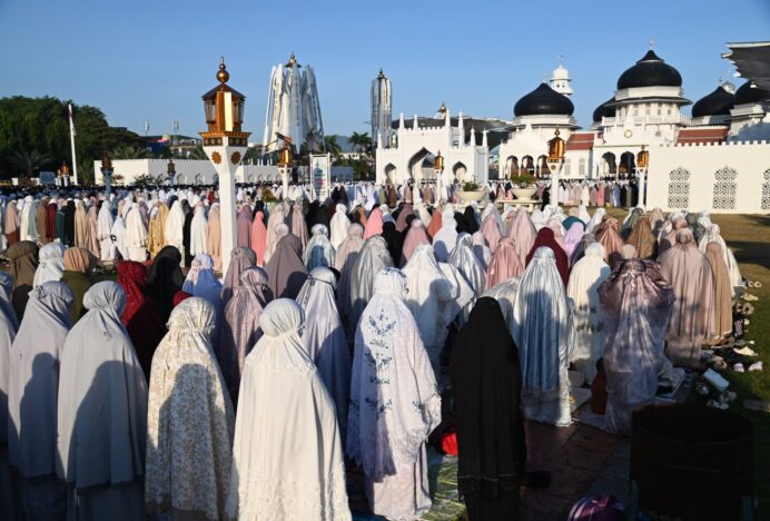 Ribuan Masyarakat Melaksanakan Shalat Idul Fitri 1447 H di Mesjid Baiturrahman Banda Aceh