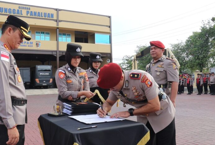 Kapolresta Banda Aceh Pimpin Sertijab Pejabat Utama dan Kapolsek, Ini Daftar Mutasinya