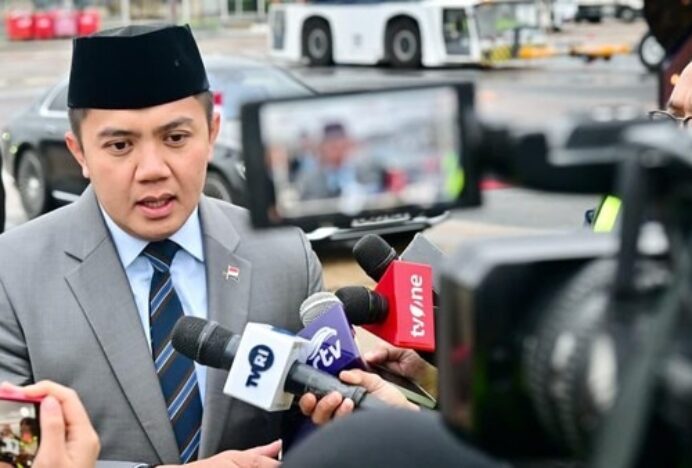 Banggar DPR dan Seskab Tegaskan MBG Tidak Gunakan Anggaran Pendidikan