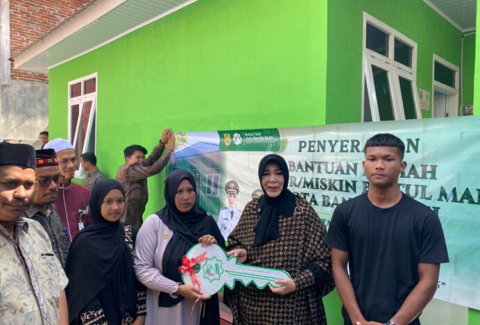 Tiga Mustahik di Banda Aceh Terima Rumah Layak Huni dari Baitul Mal