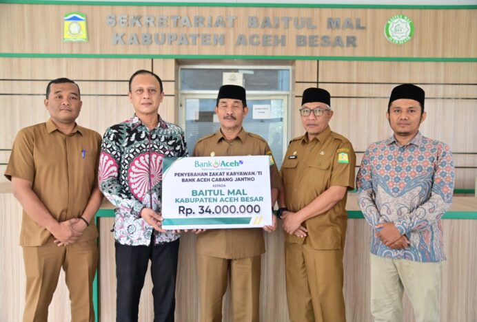 Bank Aceh Cabang Jantho Serahkan Zakat ke Baitul Mal, Wabup Aceh Besar Sampaikan Apresiasi