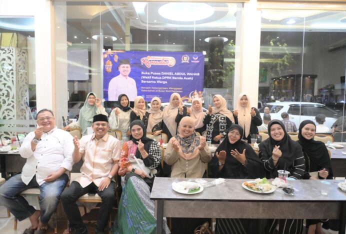 Wakil Ketua DPRK Daniel Abdul Wahab Gelar Buka Puasa Bersama Warga Banda Aceh