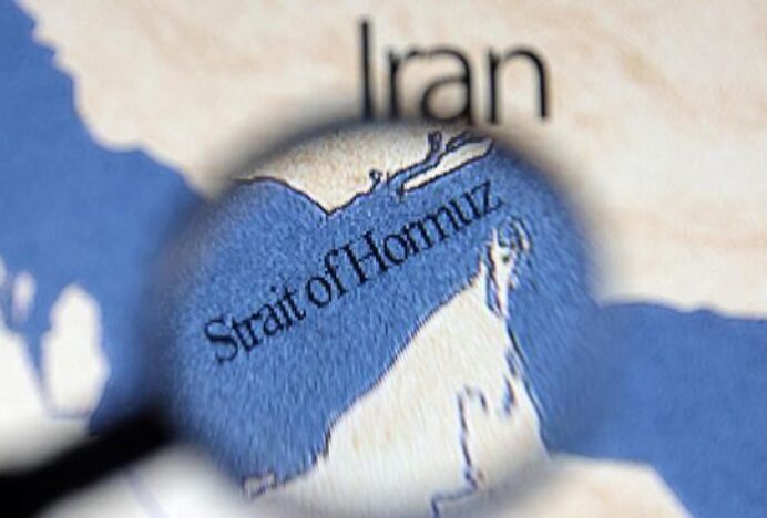 Segini Tarif Fantastis Kapal yang Mau Melintasi Selat Hormuz